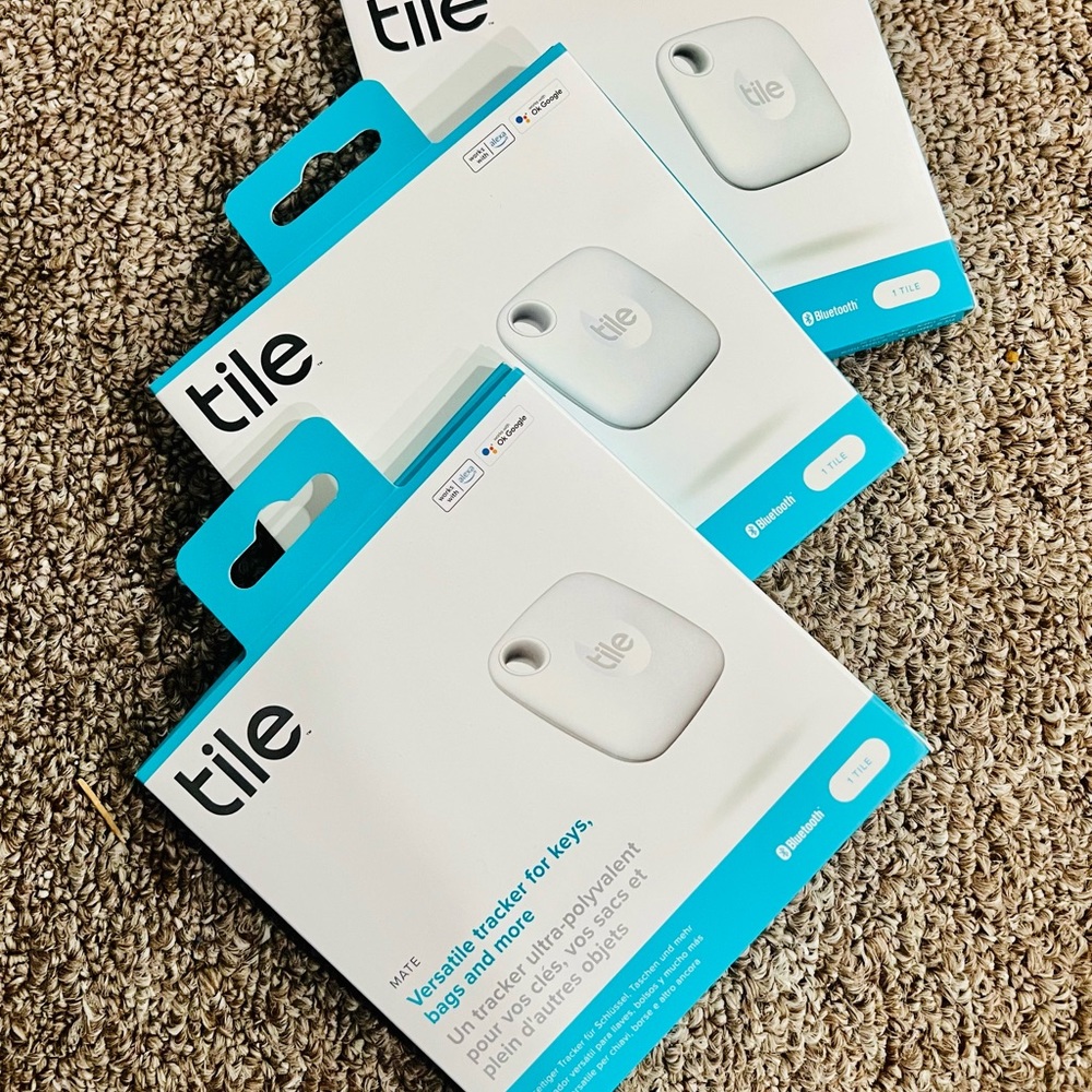 NIB Tile Mate